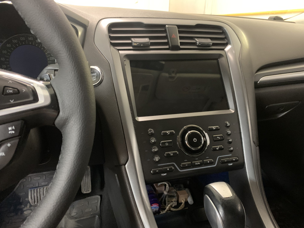 Магнитола Teyes CC3 для Ford Mondeo 5 (2014-2019) Магнитола Teyes CC3 для Ford Mondeo 5 (2014-2019)