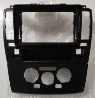 Магнитола Teyes CC3 2K 9.5" Nissan Tiida C11 2004-2013 (климат с круглым экранчиком, рамка черная) Магнитола Teyes CC3 2K 9.5" Nissan Tiida C11 2004-2013 (климат с круглым экранчиком, рамка черная)